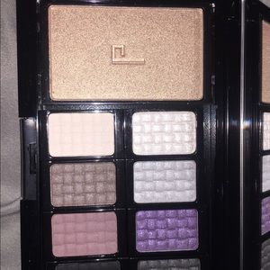 Doucce Freematic eyeshadow pallet